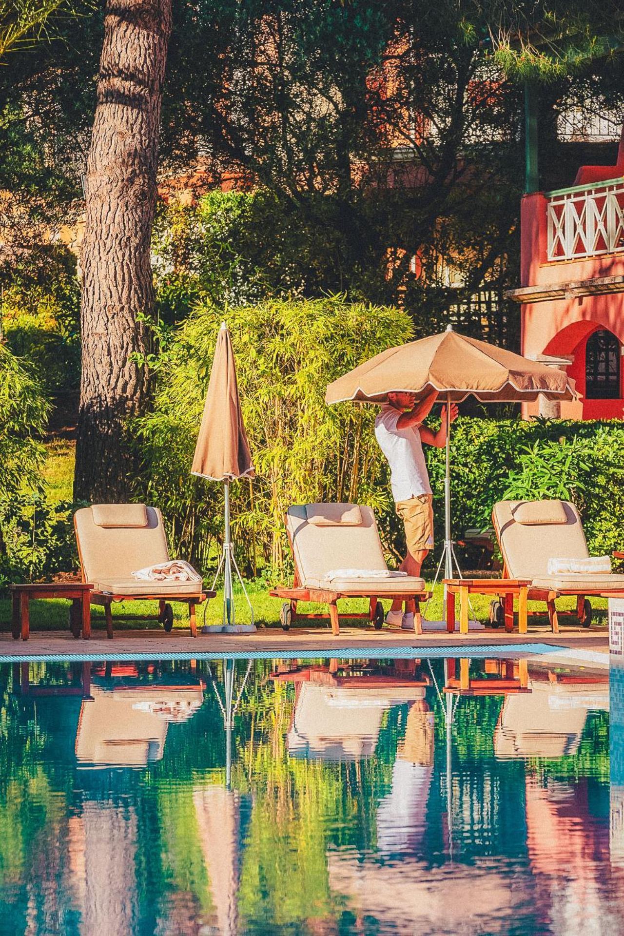 Domaine De L'Astragale Hotel Гасен Екстериор снимка