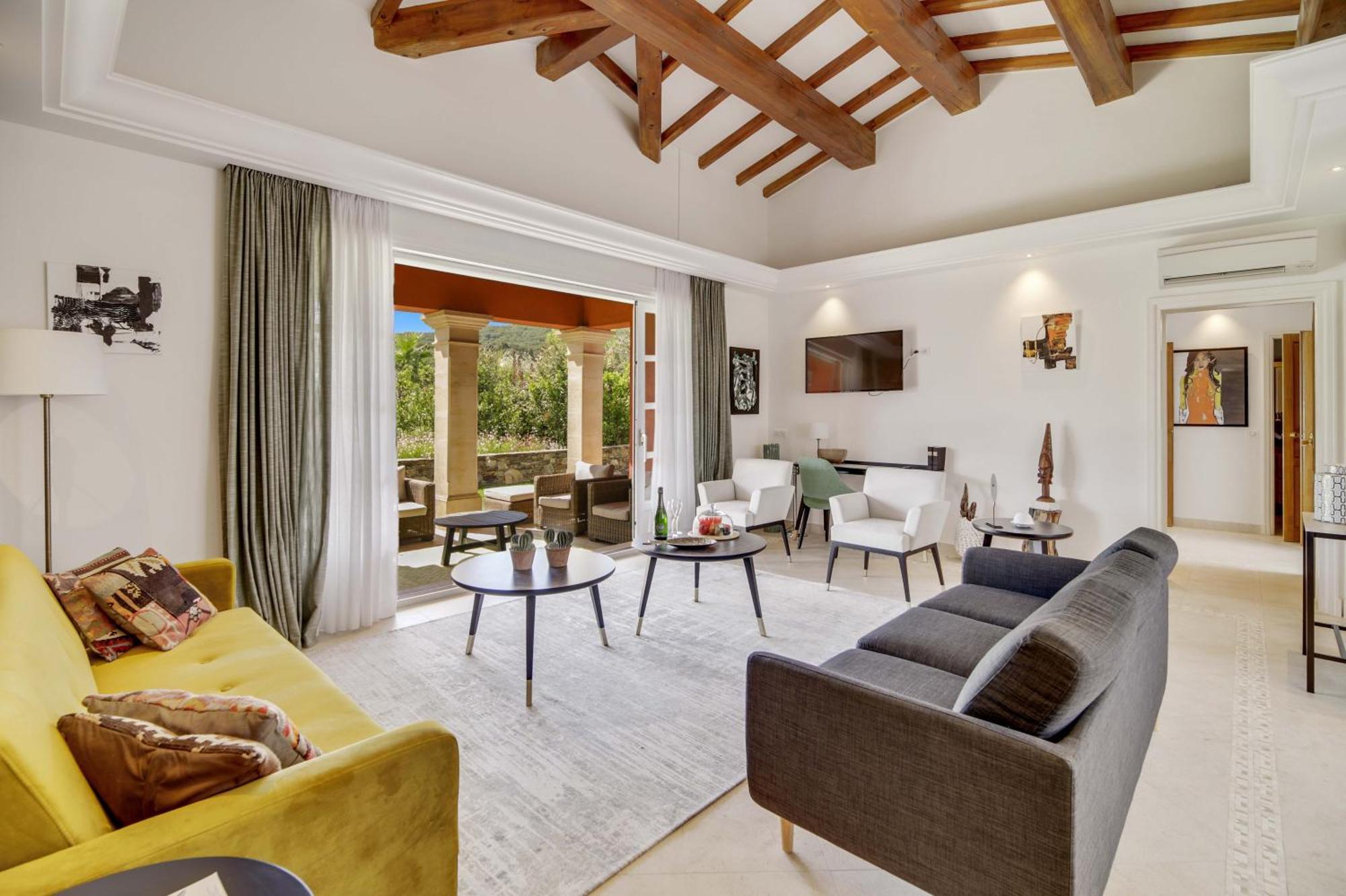 Domaine De L'Astragale Hotel Гасен Екстериор снимка