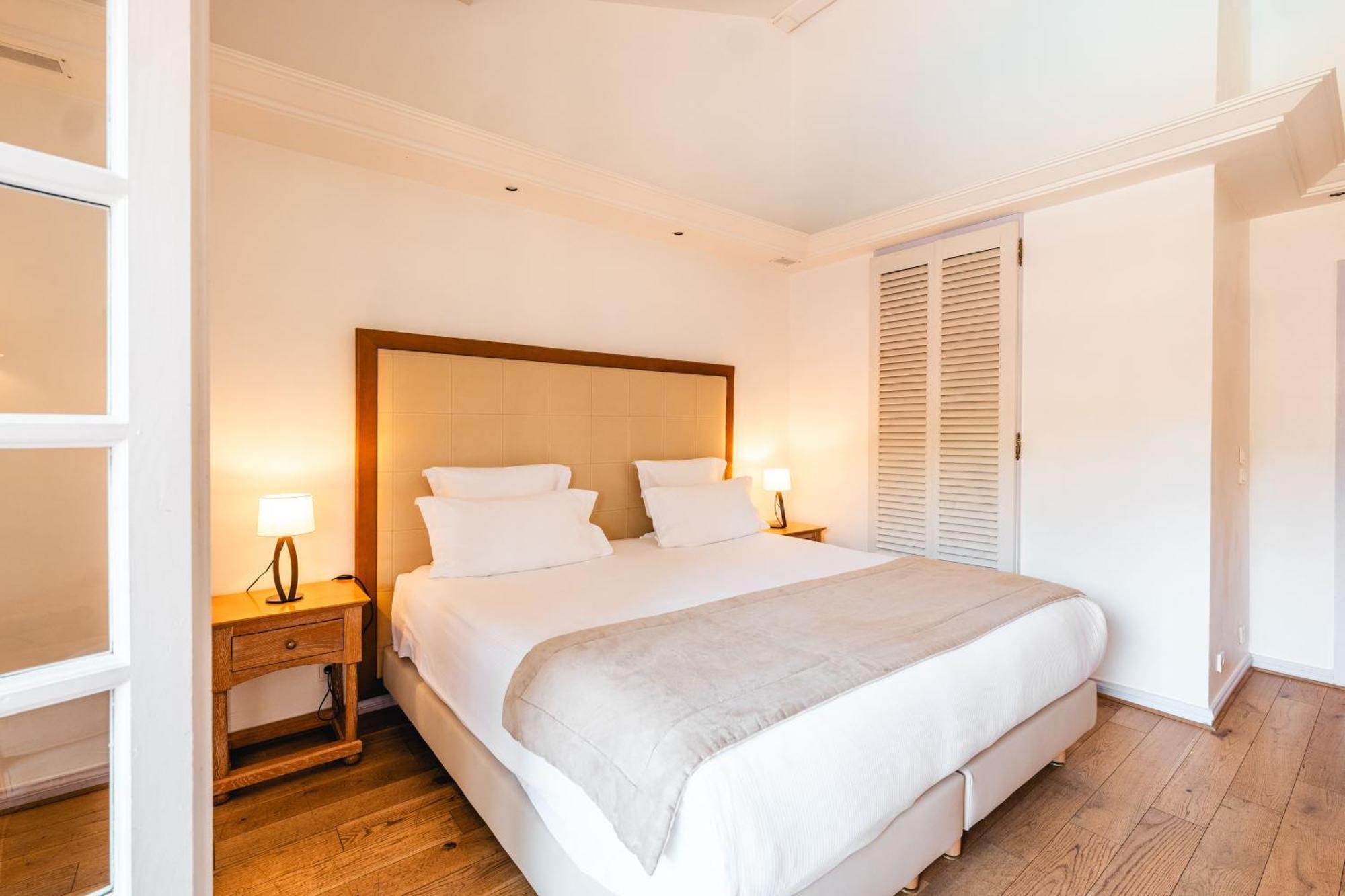 Domaine De L'Astragale Hotel Гасен Екстериор снимка