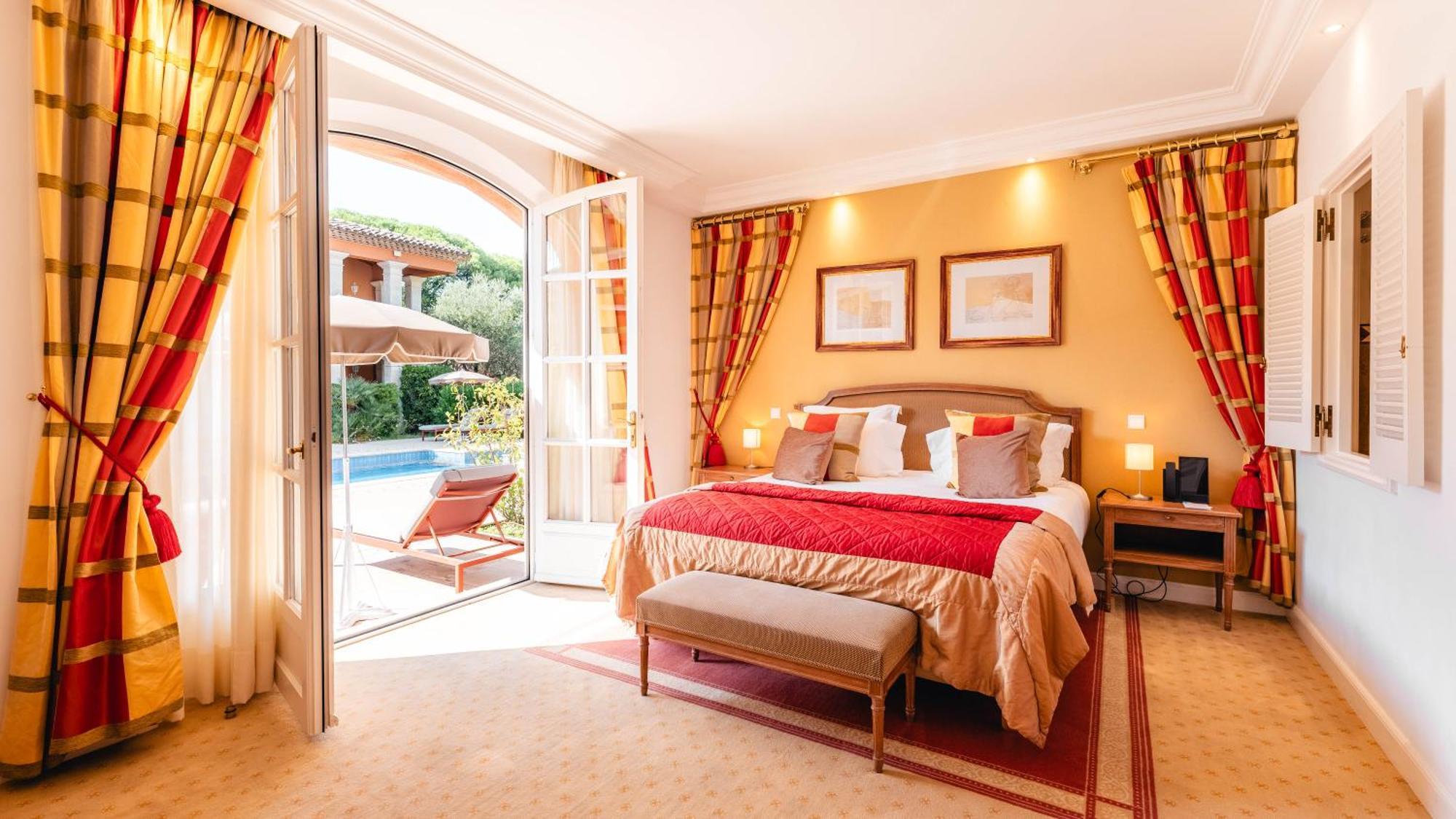 Domaine De L'Astragale Hotel Гасен Екстериор снимка