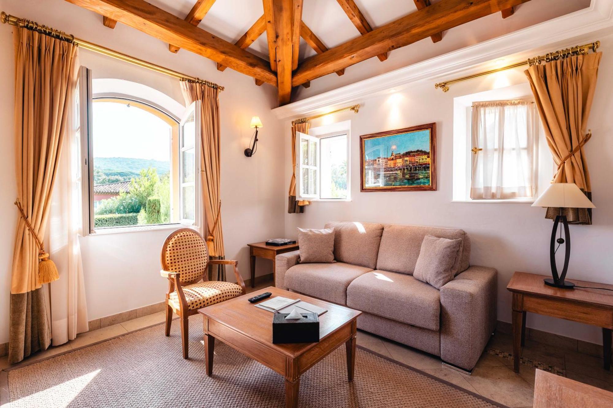 Domaine De L'Astragale Hotel Гасен Екстериор снимка
